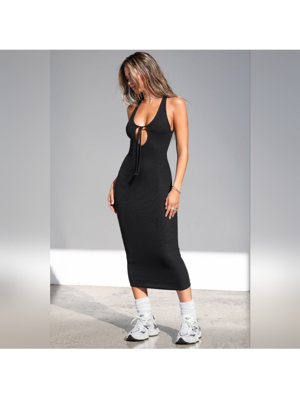 Joah Brown Plunge Tie Midi Dress Keyhole Ribbed Dress Black XS/S